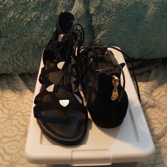 Guess black and gold strappy sandals - Picture 2 of 5